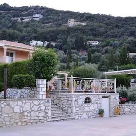 Marianna Vila Nydri (Lefkada)